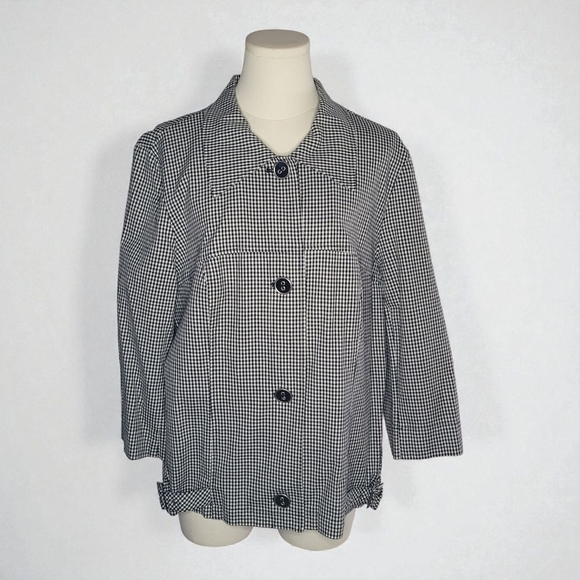 Elegant Black and White Checkered Blazer - Picture 3 of 8